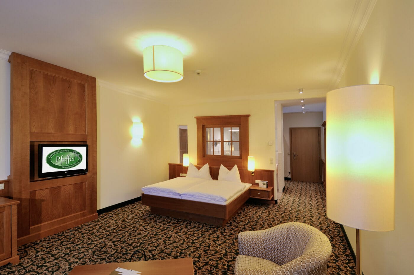 Gartenhotel & Weingut Pfeffel