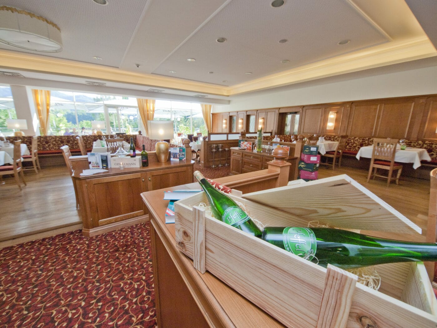 Gartenhotel & Weingut Pfeffel